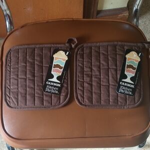 NWT Set of 2 Cannon Kitchen Parfaits Brown Potholders w/ Loops